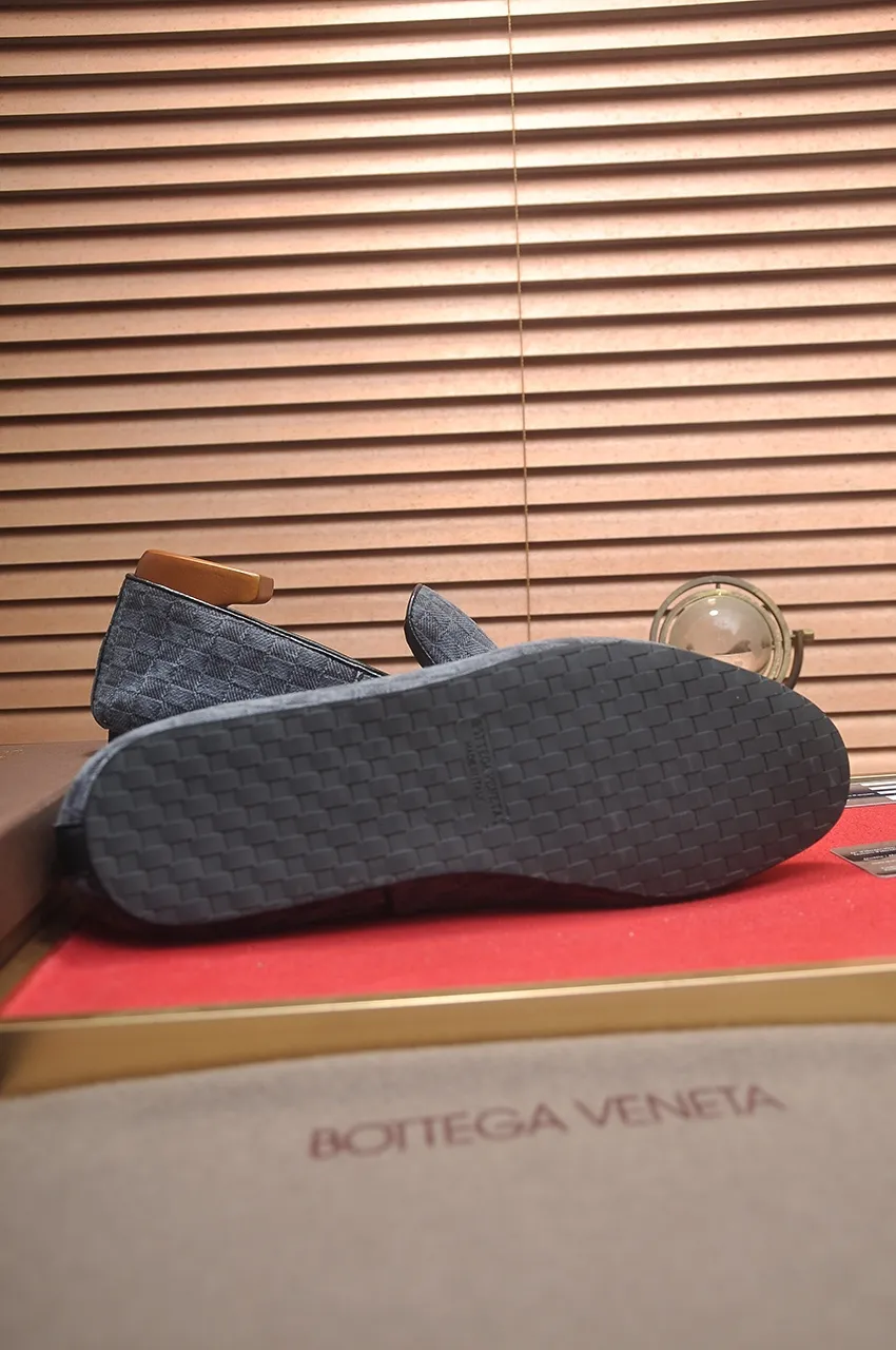 Men's shoes 💰460💶 [Botteg Venetta (BV)] (wallet shoes) exclusive new model official website new model The upper is made of high-quality top calfskin. Delicate feel and flowing luxurious texture. Tailored for refined men to create a noble aura. Delicate and regular Mark hand stitching. Smooth lines. Full sheepskin lining, comfortable to wash sweat. 38-44